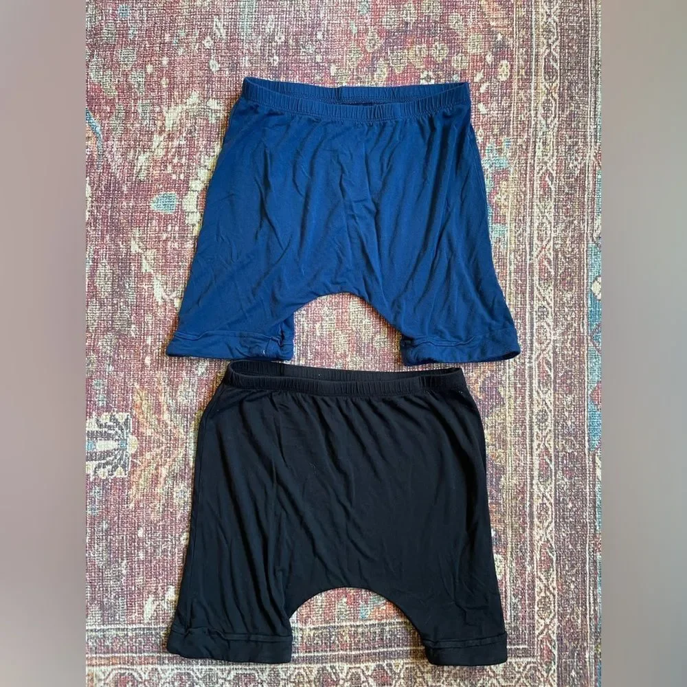 Kyte Baby 6T two pairs of Blue and Black Harem Shorts